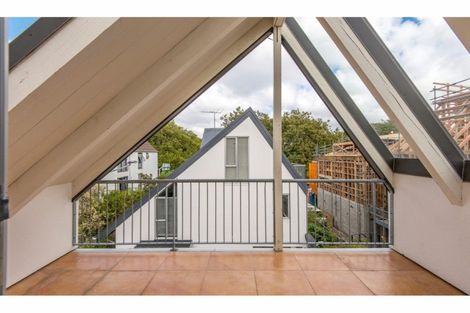 Photo of property in 8/32 Cranmer Square, Christchurch Central, Christchurch, 8013