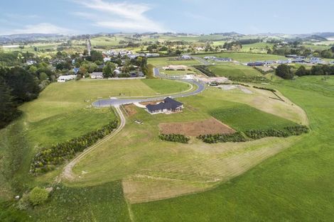 Photo of property in 6 Awatiro Drive, Kaukapakapa, 0871