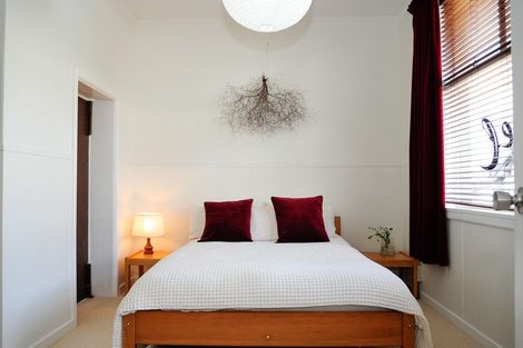 Photo of property in 24 Canterbury Street, Lyttelton, 8082