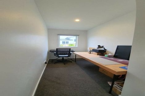 Photo of property in 303 Tauhara Ridge Drive, Richmond Heights, Taupo, 3330