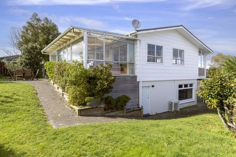 Photo of property in 17 Saint James Street, Richmond Heights, Taupo, 3330