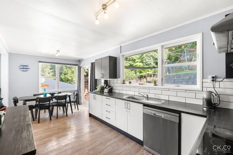 Photo of property in 41 Logie Street, Stokes Valley, Lower Hutt, 5019