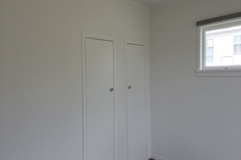 Photo of property in 47 Cambridge Terrace, Papatoetoe, Auckland, 2025