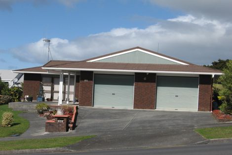 Photo of property in 205 Fairway Drive, Te Kamo, Whangarei, 0112