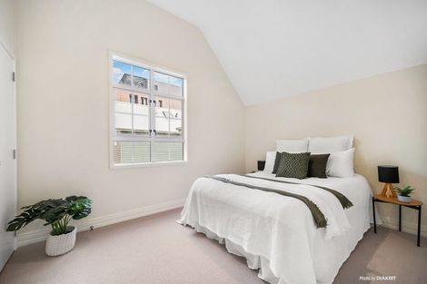 Photo of property in 5 Murphy Street, Thorndon, Wellington, 6011