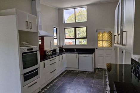 Photo of property in 26 Hawthorn Crescent, Stokes Valley, Lower Hutt, 5019