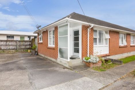 Photo of property in 1/29 Hillside Drive, Maoribank, Upper Hutt, 5018