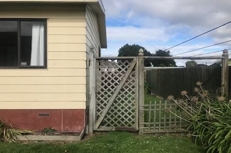 Photo of property in 18a Douglas Crescent, Fairfield, Hamilton, 3214