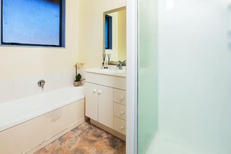 Photo of property in 40 Aldona Place, Fairview Downs, Hamilton, 3214