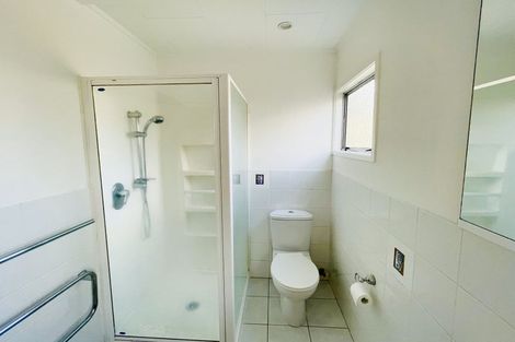 Photo of property in 72 Kaipatiki Road, Glenfield, Auckland, 0629