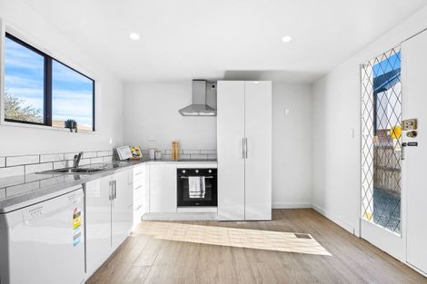 Photo of property in 1/19 Montreal Street, Sydenham, Christchurch, 8023