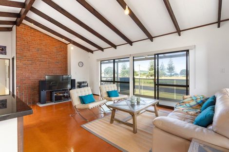 Photo of property in 225 Rangi Avenue, Whangamata, 3620