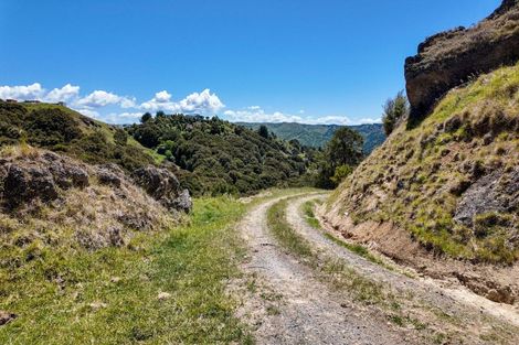 Photo of property in 16 Linden Close, Eskdale, Napier, 4182