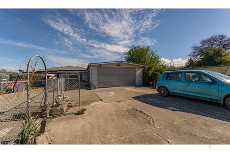 Photo of property in 1 Regent Street, Waimate, 7924