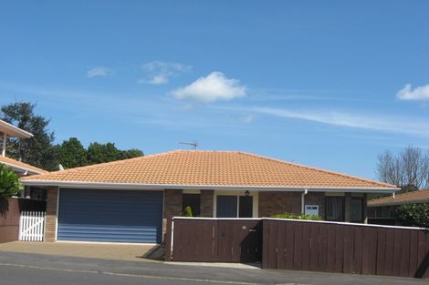 Photo of property in 48 Dawson Street, New Plymouth, 4310