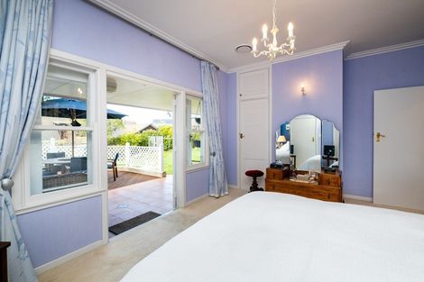 Photo of property in 5 Tauroa Road, Havelock North, 4130