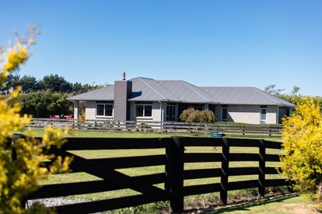 Photo of property in 11 Adelaide Road, Dannevirke, 4978