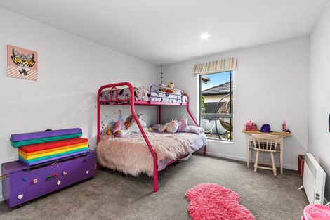 Photo of property in 5 Davaar Crescent, Broomfield, Christchurch, 8042