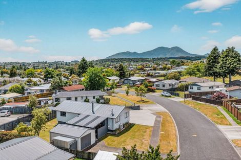 Photo of property in 60 Grace Crescent, Richmond Heights, Taupo, 3330