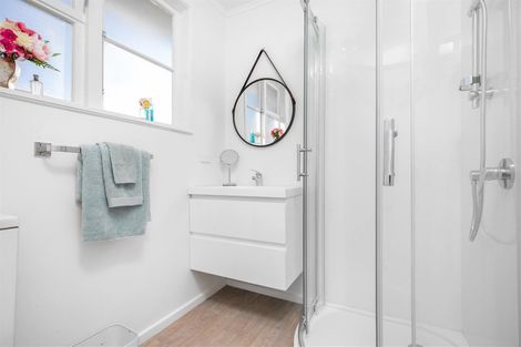 Photo of property in 54a Arimu Road, Papakura, 2110