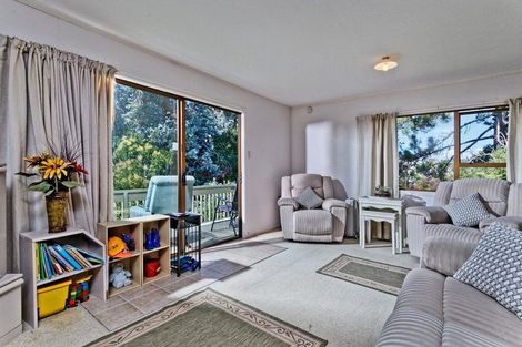 Photo of property in 30 Portobello Place, Torbay, Auckland, 0630