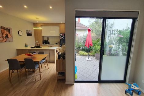 Photo of property in 37b Eastview Road, Glen Innes, Auckland, 1072