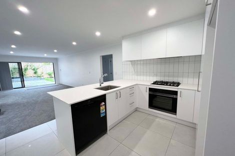 Photo of property in 15c Regia Close, Half Moon Bay, Auckland, 2012