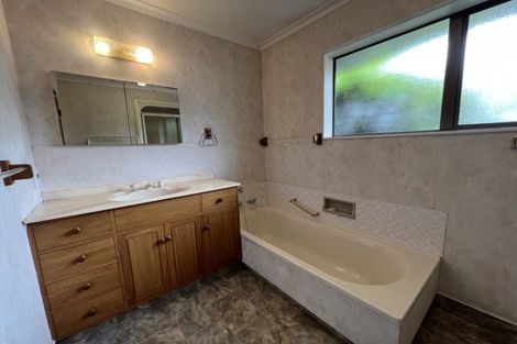 Photo of property in 142a Victoria Avenue, Hokowhitu, Palmerston North, 4410