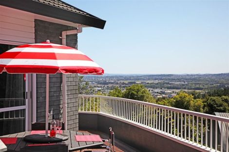 Photo of property in 327 Kaipara Road, Papakura, 2582