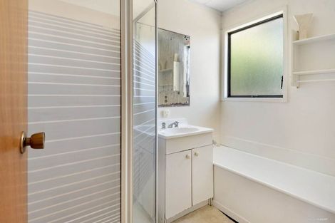 Photo of property in 139 Moire Road, West Harbour, Auckland, 0618
