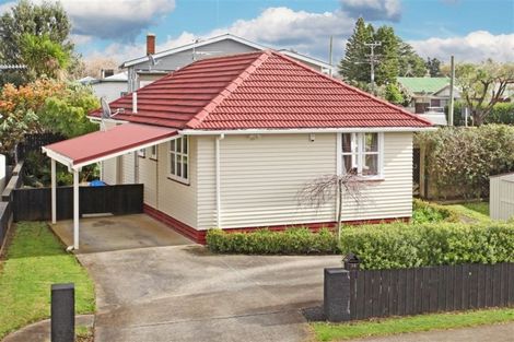 Photo of property in 36 Dublin Street, Pukekohe, 2120