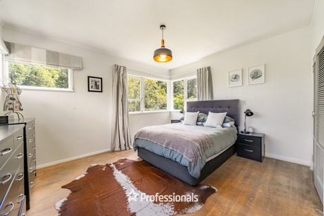 Photo of property in 132 Cheviot Road, Lowry Bay, Lower Hutt, 5013