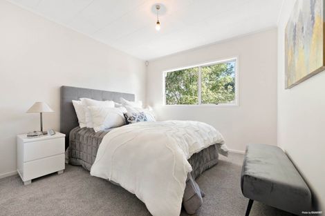 Photo of property in 3 Bundena Place, Clendon Park, Auckland, 2103