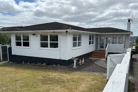 Photo of property in 1/99 Rangatira Road, Beach Haven, Auckland, 0626
