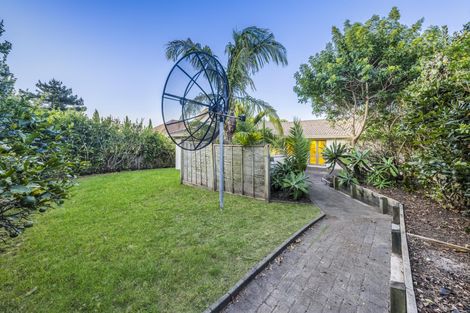 Photo of property in 6 Kilimanjaro Drive, Northpark, Auckland, 2013