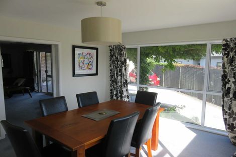 Photo of property in 16 Cam Place, Harewood, Christchurch, 8051