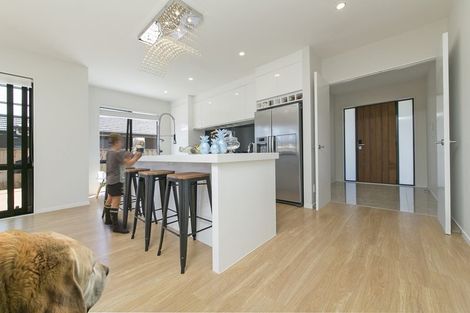 Photo of property in 14 Turpin Road, Riverhead, 0820