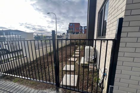 Photo of property in 1a Bennett Road, Pakuranga, Auckland, 2010