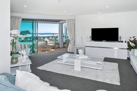 Photo of property in 311/136 Marine Parade, Mount Maunganui, 3116