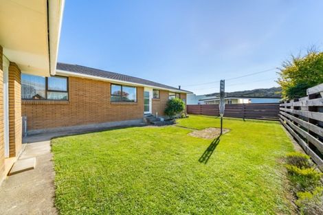 Photo of property in 64 Golders Road, Elderslea, Upper Hutt, 5018