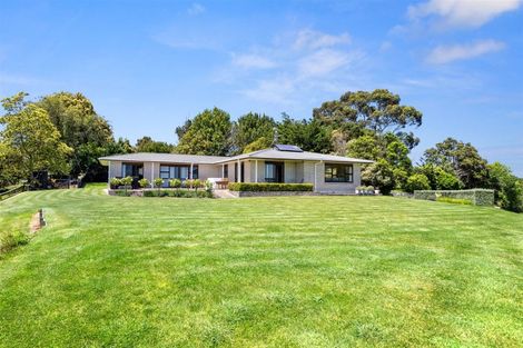 Photo of property in 1568a Old Coach Road, Pukehina, 3186
