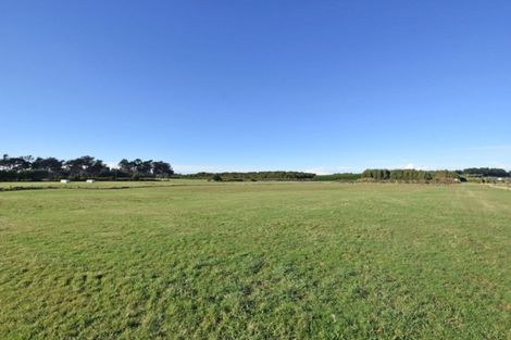 Photo of property in 105 Sunrise Drive, Seaward Bush, Invercargill, 9812