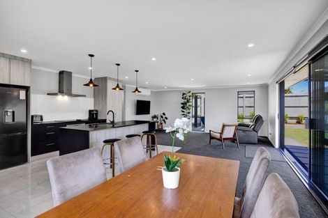 Photo of property in 13 Hodge Park Lane, Inglewood, 4330