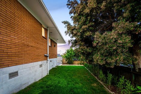 Photo of property in 23 Jenelin Road, Glendene, Auckland, 0602