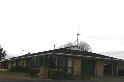 Photo of property in 141a Benmore Avenue, Cloverlea, Palmerston North, 4412