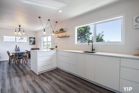 Photo of property in 43 Carluke Street, Paparangi, Wellington, 6037