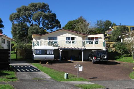 Photo of property in 8 Bain Place, Bucklands Beach, Auckland, 2014
