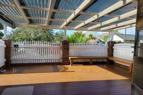 Photo of property in 8 Argyle Place, Highlands Park, New Plymouth, 4312