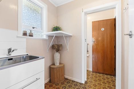 Photo of property in 19 Hume Street, Waitara, 4320