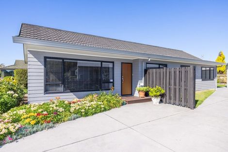 Photo of property in 37 Endeavour Avenue, Flagstaff, Hamilton, 3210